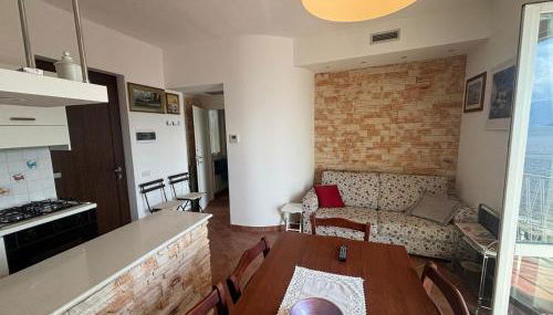 With your feet in the lake - Photo 3