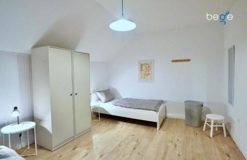 BEGE APARTMENTS DeskSide - Photo 28