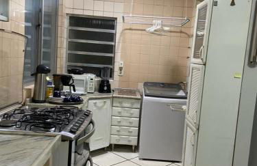 1 suíte cama king, 2 quartos com camas casal, 1 garagem, próx Basílica - Photo 28