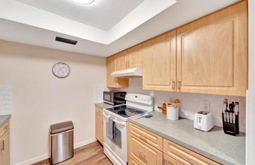 2 Kitchens, Pool, Ping Pong, Corn Hole, BBQ - Foto 51