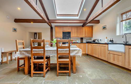 Castle Forge 4-Bedroom Historic Purbeck Forge in Kingston, Corfe Castle, Sleeps 7 - Photo 15