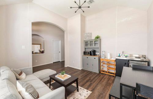 Arbor Suite Cypress 2BR with Suburban comforts! - Foto 8