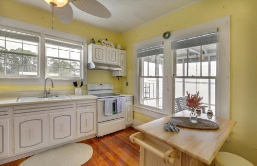 Waterfront Ochlockonee Bay Cottage with Views! - Foto 8