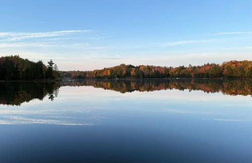Distinctly modern cabin on quiet Northwoods lake - Foto 16