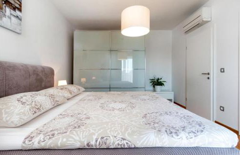 Gorgeous Home In Krmed With Wifi - Foto 21