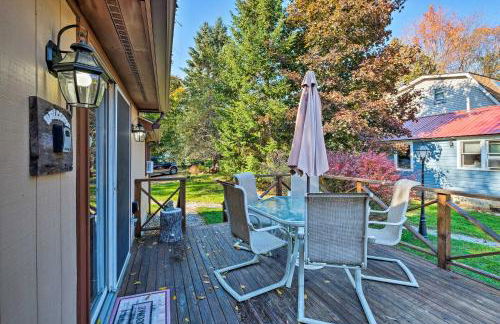 Bolton Landing Cottage with Deck, Walk to Beach! - Foto 16