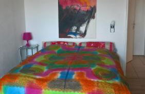 3-Zi Atelierdachwohnung mit Bergblick Seenähe und 2 Loggia - Foto 4