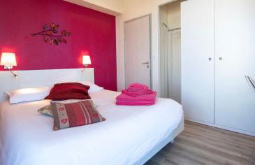 Le 360 TOUR PERRET 19eme PANORAMA 4 ETOILES - Foto 22