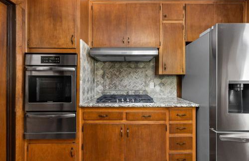 4-Bedroom Cowboy Retreat Steps from Zilker Park - Foto 19