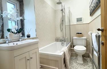 Bents Holiday Cottage, parking and country views - Foto 12