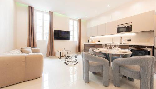 Luxury Apartment - Central Cannes, near Beach & Palais - LRACANNES - Foto 5, minibar