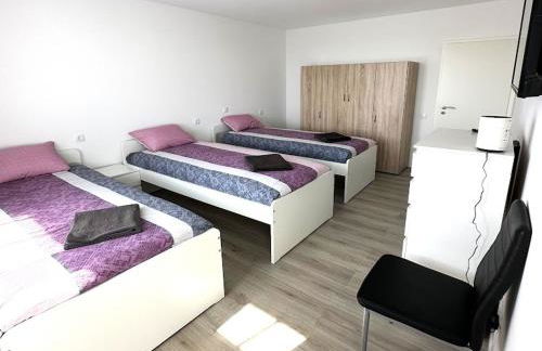 Apartments with Balcony in Krefeld - Foto 2