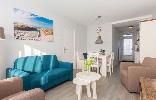 Apartment in Zoutelande Near Sandy Beach - Photo 5