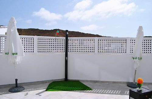 Big Villa Tauro with Private Heated Saltwater Pool & Jacuzzi & BBQ & Game Room & Arcade Games - Foto 27