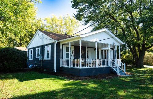 Greenway Getaway-Private Huge outdoor fun, Game,Navy - Foto 61