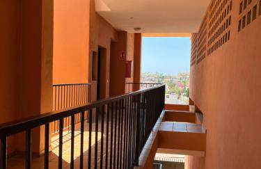 Ático con Vistas al Mar y con Piscina frente a Castillo Sohail - Photo 29