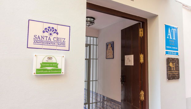 Apartamentos Suites Santa Cruz - Photo 2