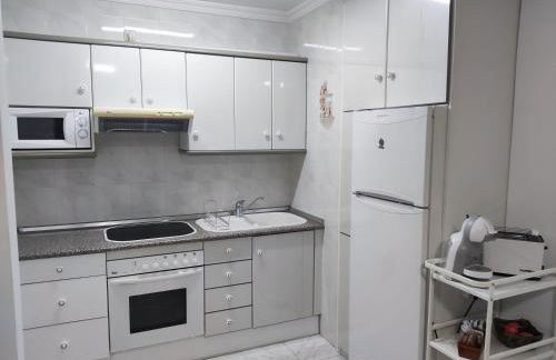 Nerja Gaviota holidays piscina y playa - Foto 37