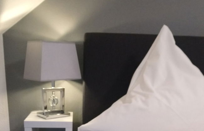 Fewo Holbeinstr 8 - 2 Schlafzimmer P - Foto 3