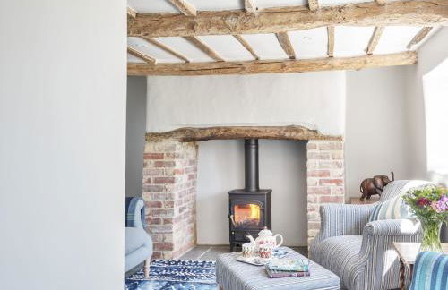 Hilltop Cottage - Photo 12