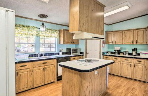 Steinhatchee Home with Boat Parking 1 Mi to Marina - Foto 8