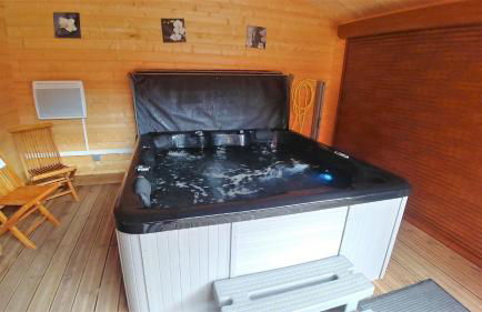 Chalet Enchanteur à Venosc avec Vue Panoramique et Jacuzzi - Photo 29