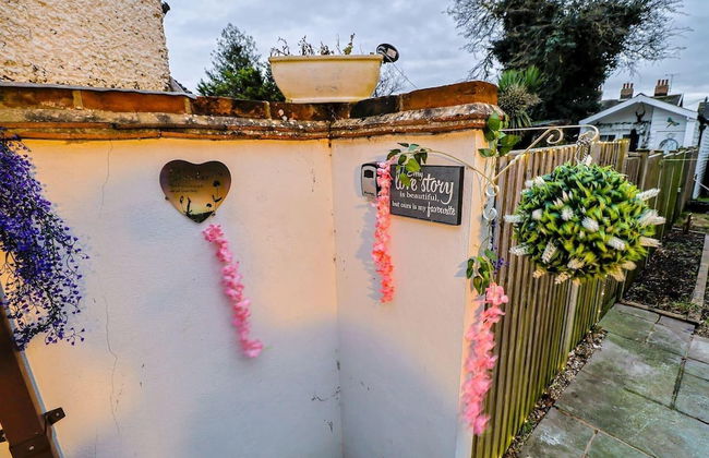 Beautiful 3-bed Cottage in Burnham-on-crouch - Foto 56