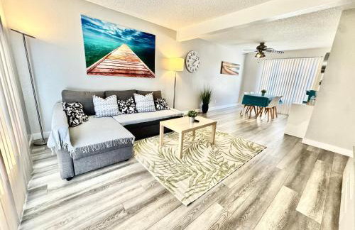 Beautiful home near Disneyland. Entire place! - Foto 3