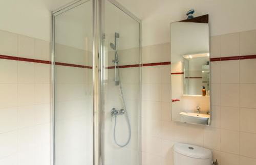 Villa in Hyères near Beach & Pool - Foto 23