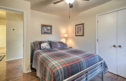 Home with Screened Porch about 10 Miles to Dtwn OKC! - Foto 18