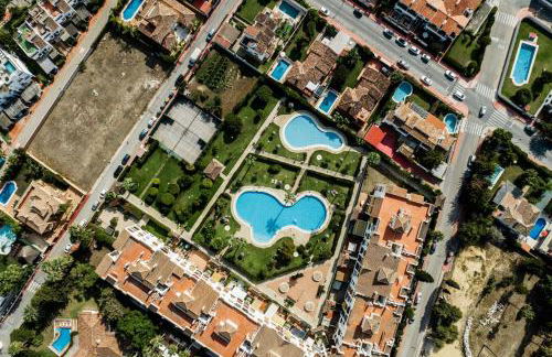 Marbella Petunias Lorcrisur - Photo 12