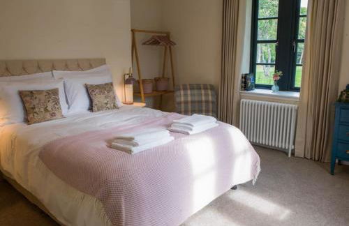 Stunning Edinburgh 1820s stables converted house - Foto 28