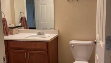 Hidden Gem in SE Boise with hot tub and wood burning fireplace - Foto 5