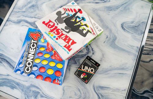 Stylish Downtown Apt - Workspace - Games - Parking - Foto 13