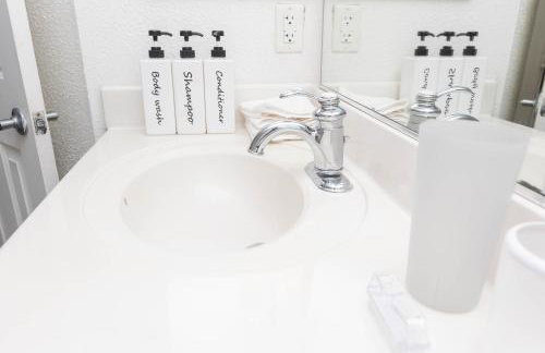 Wyndham 912 Urban Chic, wd, Parking, Pool - Photo 10