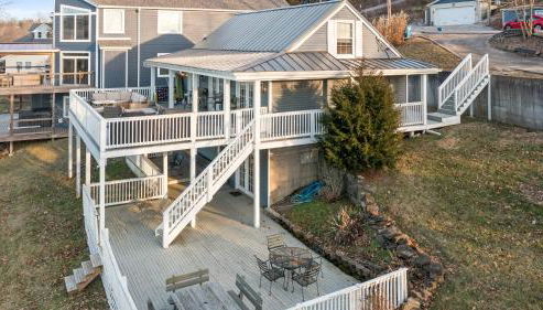 Lakefront, Private Covered Dock, Huge Balconies - Foto 3