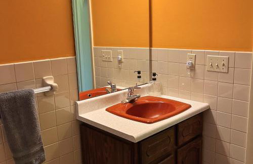 Surf Shack- North Muskegon Oasis - Foto 38