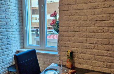 Lola's Place - Photo 20