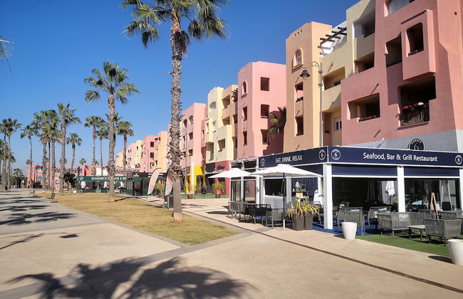 Extended Frontline Ground Floor Apartment - Foto 29