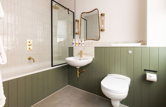 Native Kings Wardrobe, St Paul's - Foto 15