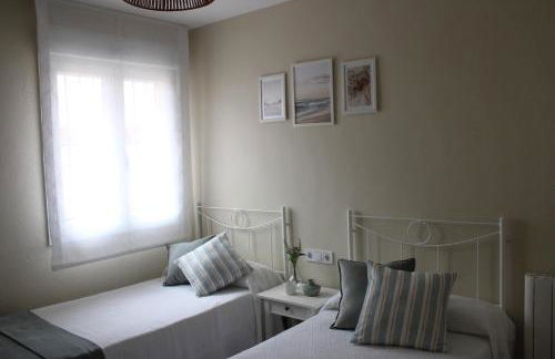 VIVIENDA VACACIONAL "EL CANXILÓN" Situada en Lastres - Zona Oriente de ASTURIAS - Casa independiente - Terraza con vistas al mar a 800 m de la playa - Foto 12