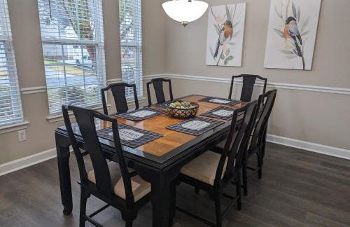 Cedar's Corner in Concord Spacious & Clean - Foto 22