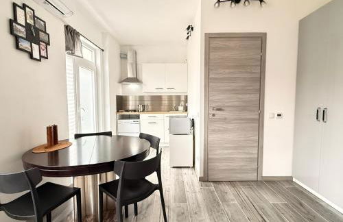 MXP Lakes 1BR Apartment - Casa Buda Maggiore, Direct Host - Foto 1