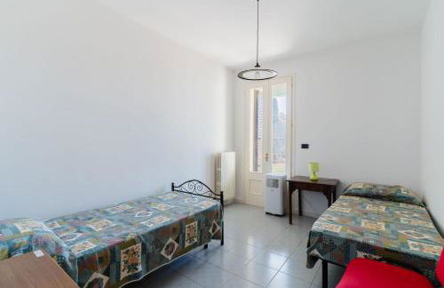 Intera casa ad uso esclusivo con 3 camere 2 bagni giardino wifi parcheggio lavatrice microonde barbecue macchina caffè - Foto 18