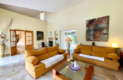 Confortable Chalet con piscina - Foto 4