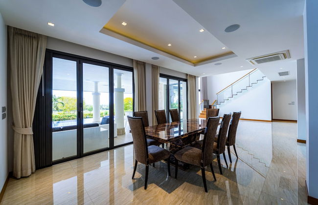 Luxury Mansion On Golf Course - BMG5 - Foto 50