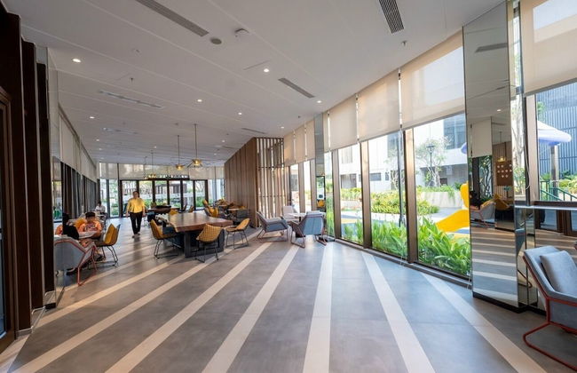 Happy Light Apartment in the Cardinal Court - Photo 48