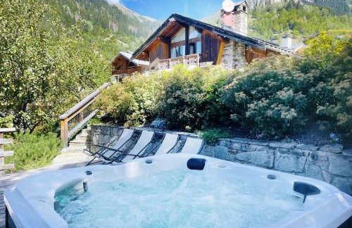 Spacieux Chalet 19pers, Piscine, Jacuzzi, Sauna & Salle de Jeux - Foto 1