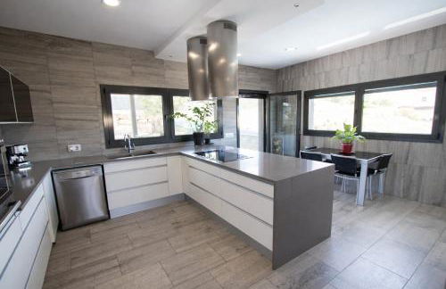 Catalunya Casas Modern Marvel,15 min to Costa Brava beaches! - Foto 9