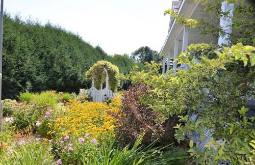 Carraig Mor Cottage - Beautiful House, Amazing Garden, Downtown Baileys Harbor - Foto 45